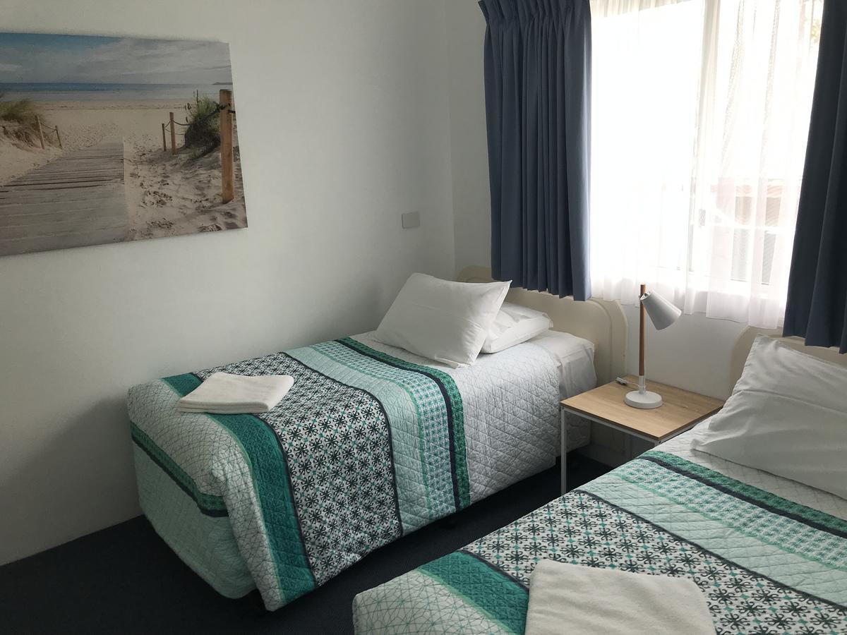 Aquarius Apartments Молимук Екстериор снимка
